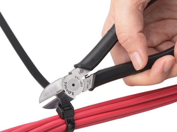 結束バンドひっぱりニッパ